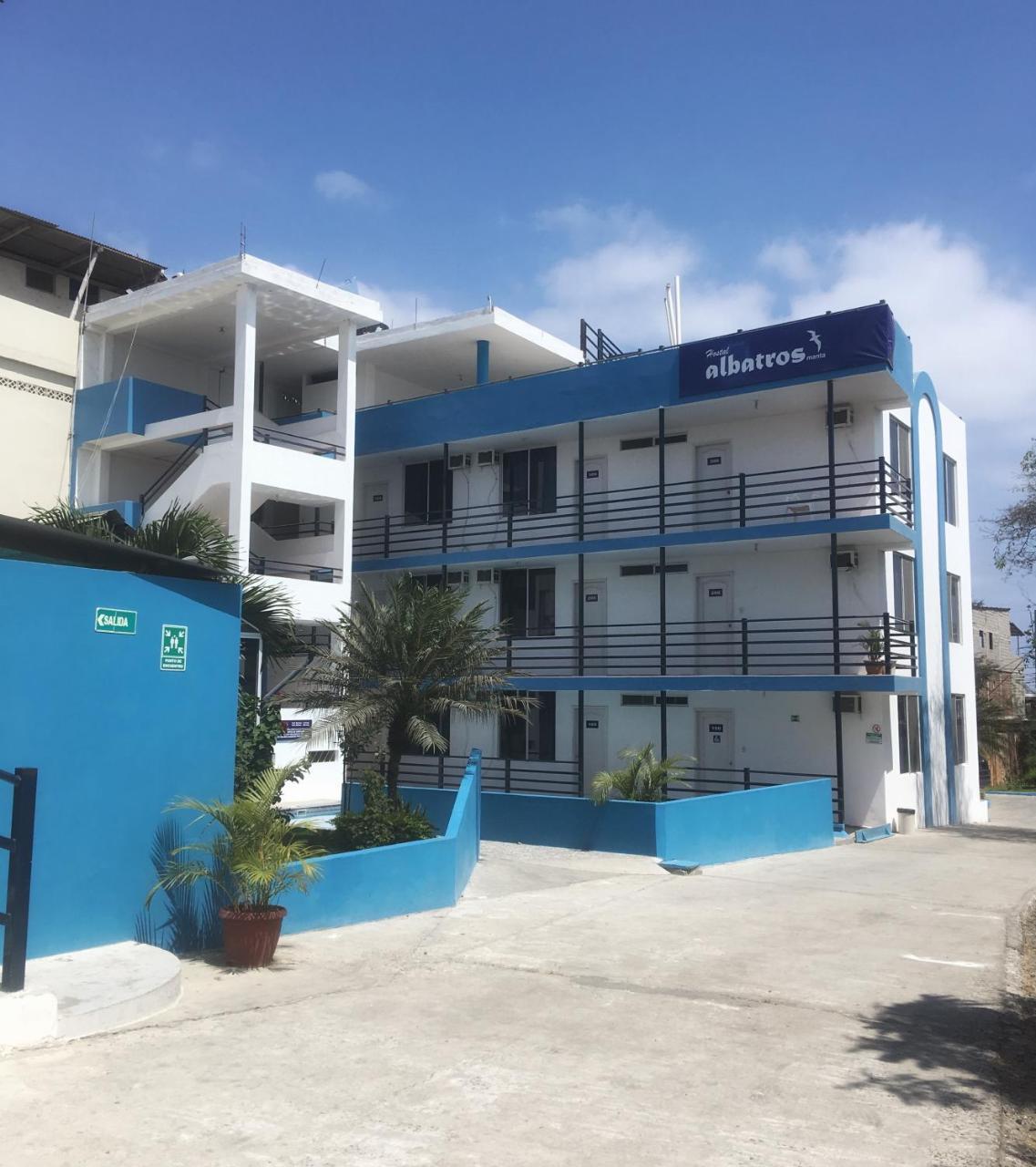 Hostal Albatros Manta Esterno foto