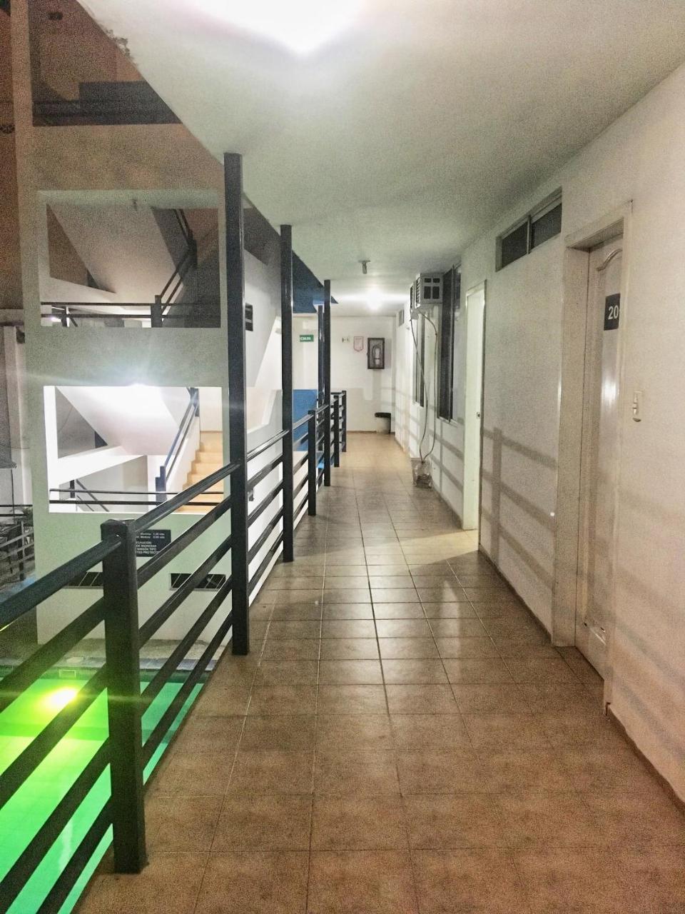 Hostal Albatros Manta Esterno foto